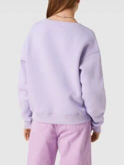 REVIEW Sweatshirt Mit Logo-Stitching Modell 'EMBRO' - Lavendel -Peek Cloppenburg Geschaft 6t7kag9oa5aj8kamahaj4ca7956kokpoa18jgd1m6d556ji68kp36k9h6d54kcid7584mhai712lcca3753j2oj4c4qj4o9lc9j6aphk6ksm2ohg74rjee9h75hj4phi60qjgdo