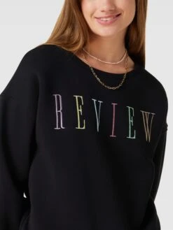 REVIEW Sweatshirt Mit Logo-Stitching Modell 'EMBRO' - Schwarz -Peek Cloppenburg Geschaft 8t7kgdamad158c2798pkugpn60pkmhqi8goj2gpp912jedi16t652iql6d2jaj9j9or32h2d8gqkok2860o66e3164om8c9g74s32opk74pjiohi6ti30pb16or3ac3264r34c0