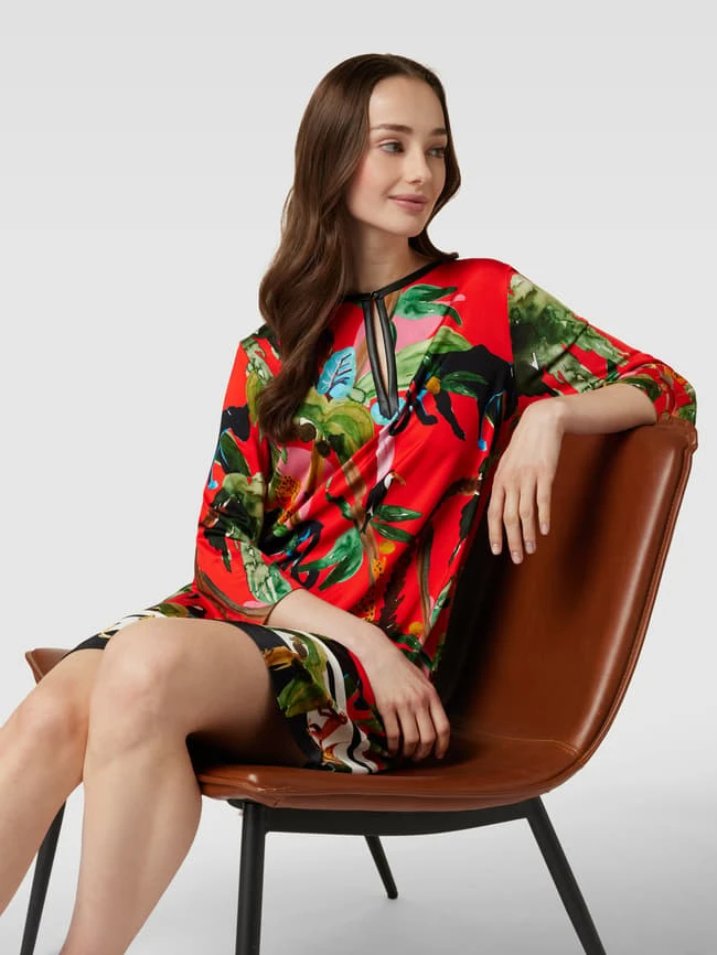 Marc Cain Knielanges Kleid Mit Allover-Muster - Rot 5 Marc Cain Knielanges Kleid Mit Allover-Muster - Rot – Bild 3